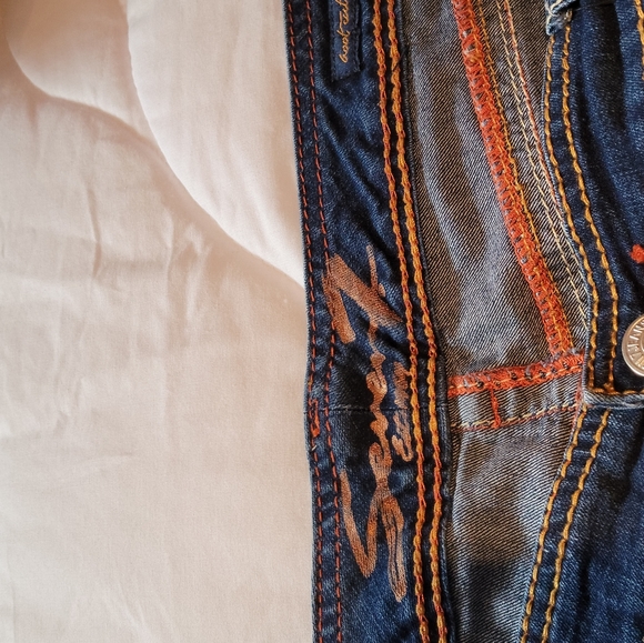 Plus Size Women's Jeans - Size 24 - Picture 4 of 10